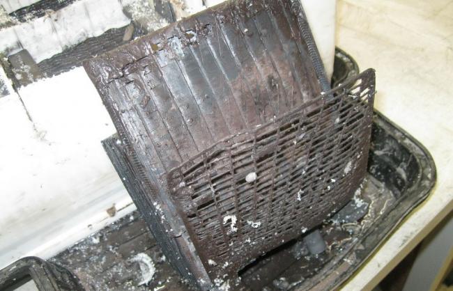 Разрушение пластин аккумуляторных батарей Пластины аккумуляторных батарей