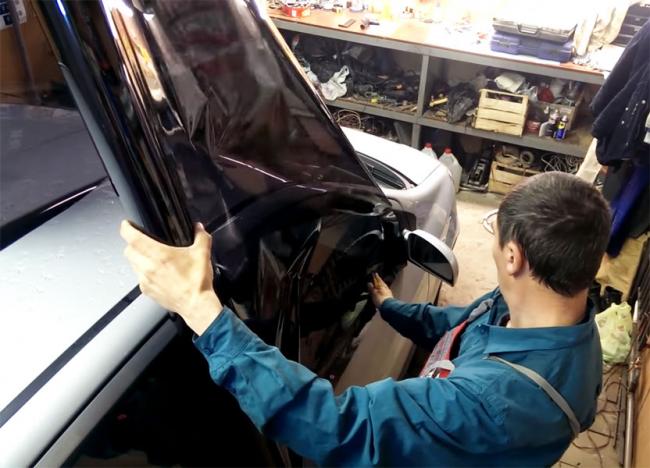Подготовка автомобиля к тонировке Подготовка автомобиля к тонировке