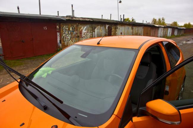 Подготовка к нанесению антидождя Автомобиль