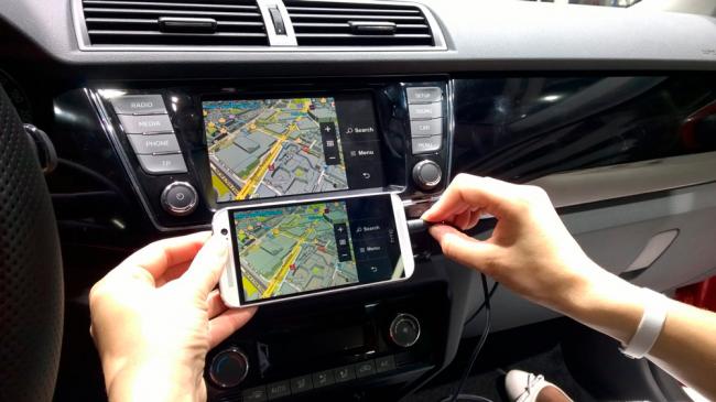 Нюансы подключения мобильного телефона к автомагнитоле Подключения мобильного телефона к автомагнитоле