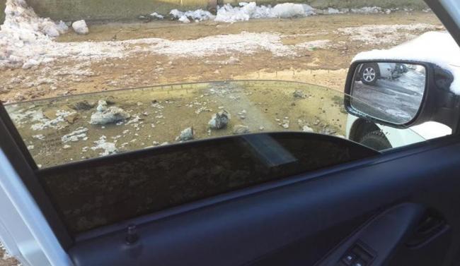 Как поднять или опустить стекло если не работает стеклоподъемник Как поднять или опустить стекло если не работает стеклоподъемник