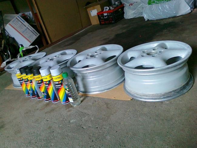 Литые диски, покрашенные баллончиками Диски и баллончики