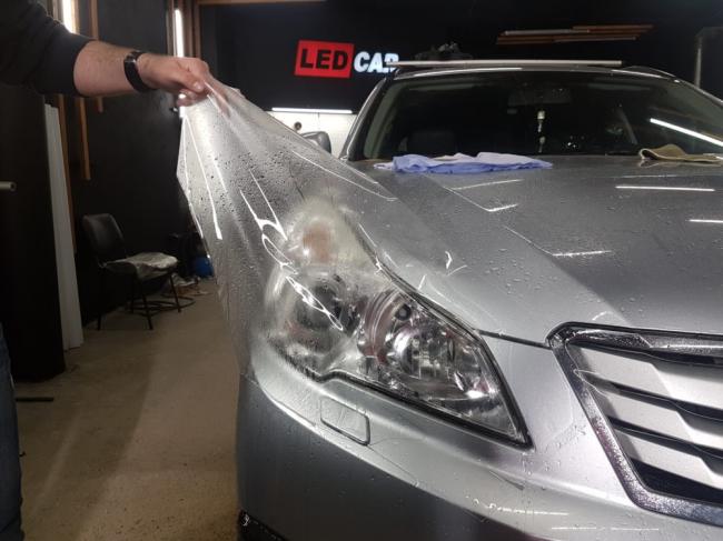 Внешний вид фары после бронирования Полиуретановая броня