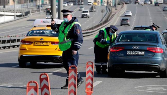 Остановка машин сотрудниками ГИБДД Права и ГИБДД