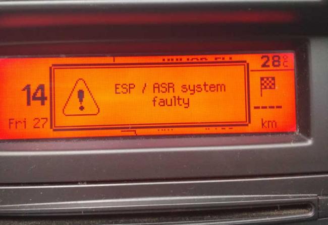 Сообщение об ошибке P0100 Предупреждение об ошибке P0100