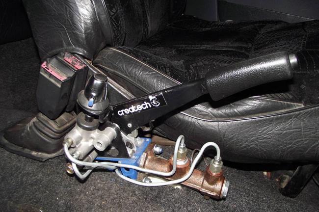 Принцип работы гидравлического ручника Принцип работы гидравлического ручника