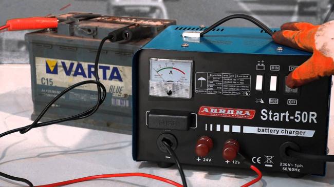 Процесс зарядки аккумулятора Процесс зарядки аккумулятора