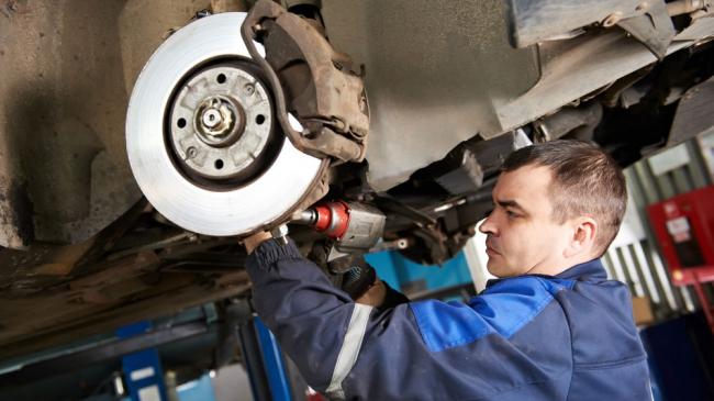 Проверка тормозной системы авто Проверка тормозной системы авто
