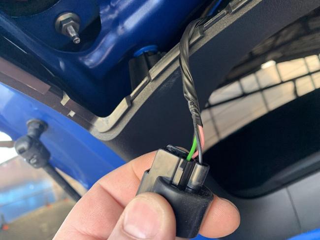 Подключение датчика ESS к стоп-сигналу автомобиля Проводка стоп-сигнала в автомобиле