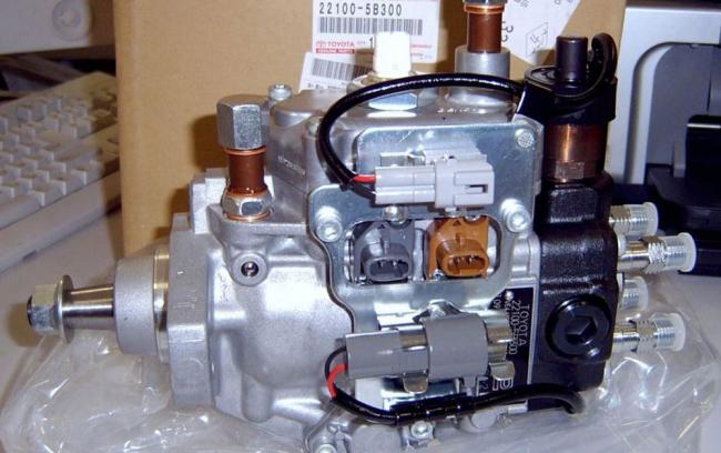 Распределительный ТНВД двигателя Распределительный ТНВД двигателя