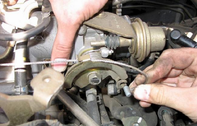 Замена клапана холостого хода Регулятор холостого хода