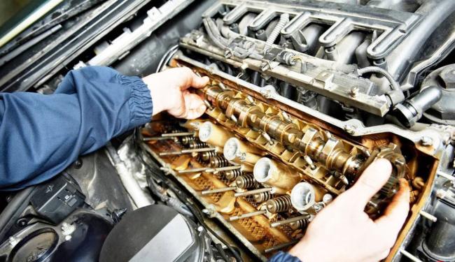 Ремонт мотора автомобиля Ремонт мотора автомобиля
