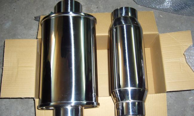 Резонатор глушителя автомобиля Резонатор глушителя автомобиля