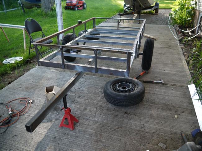 Самодельный прицеп для автомобиля Самодельный прицеп для автомобиля