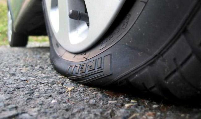 Спуск колеса из-за проблем с золотником Спуск колеса из-за проблем с золотником