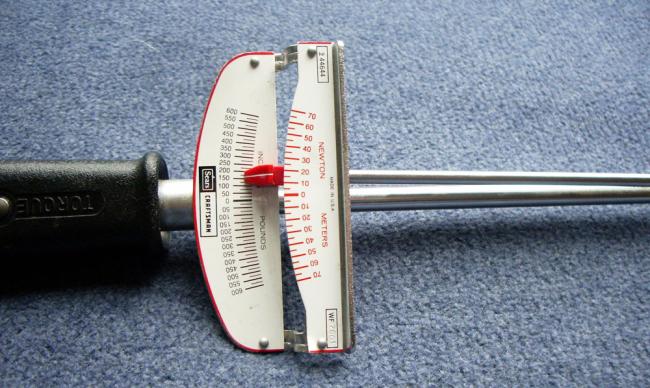 Стрелочный динамометрический ключ Стрелочный динамометрический ключ