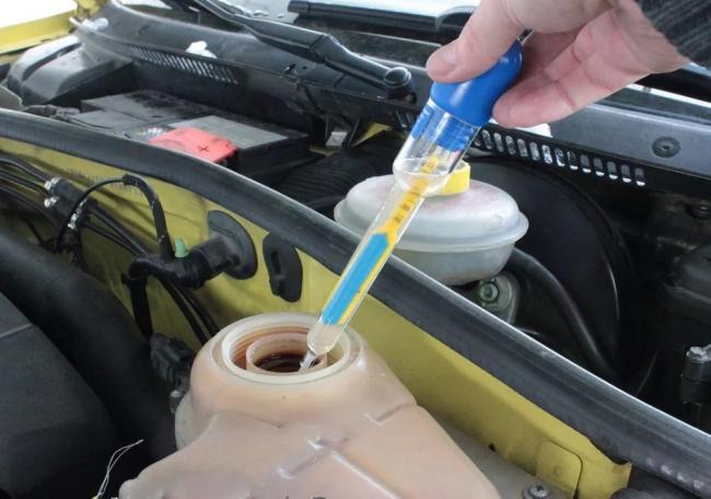 Вода и антифриз Вода и антифриз