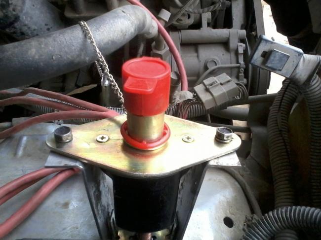 Выключатель массы аккумулятора Выключатель массы аккумулятора