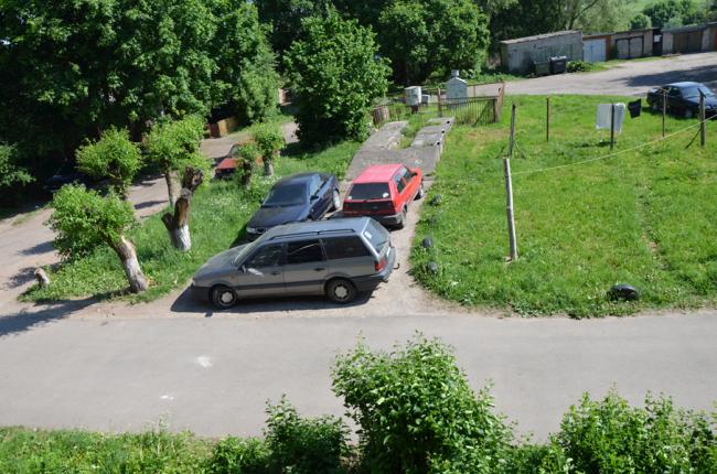 Заблокирован выезд со двора Заблокирован выезд со двора