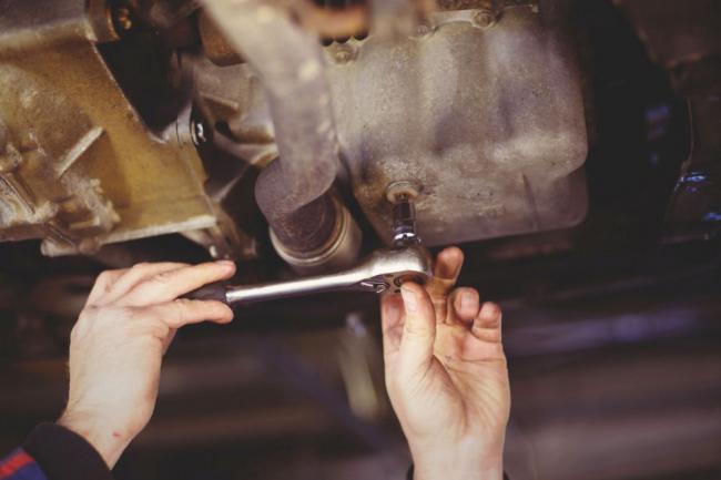 Замена масла в МКПП Ремонт