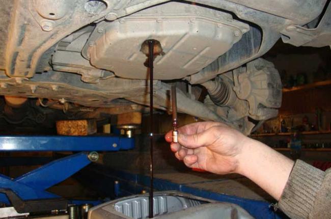 Частичная замена масла в вариаторе Слив масла из вариатора