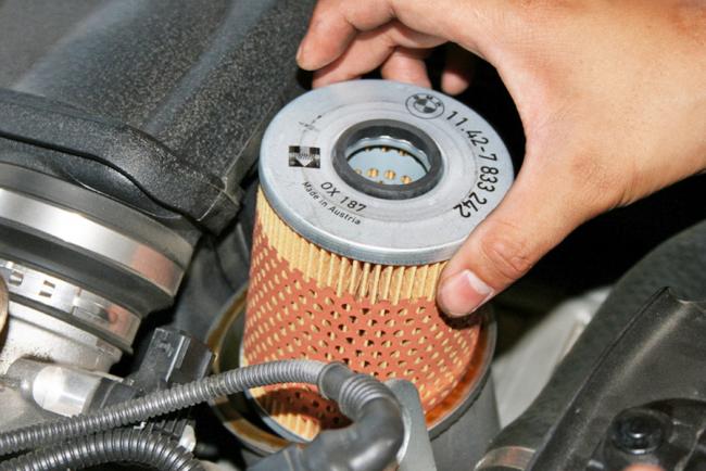 Замена масляного фильтра Замена масляного фильтра