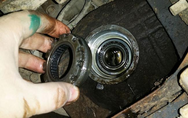 Замена подшипника автомобиля Замена подшипника автомобиля