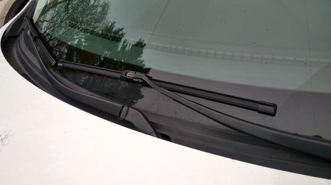 Замена щеток дворников Замена щеток дворников