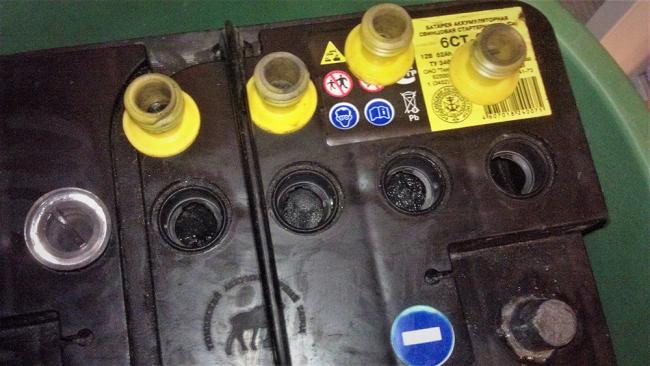 Замёрз электролит в аккумуляторе Замёрз электролит в аккумуляторе