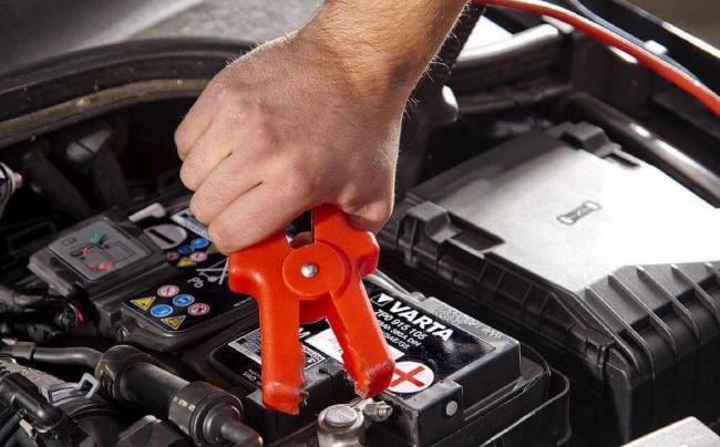 Способ зарядки АКБ автомобиля Зарядка АКБ автомобиля