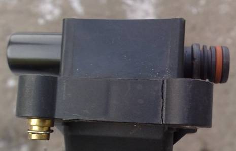 Трещина катушка зажигания