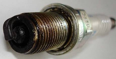 Маслянистый черный нагар