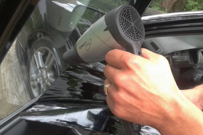 Как снять тонировку с нагретого стекла