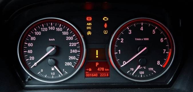 kak opredelit skruchenniy probeg