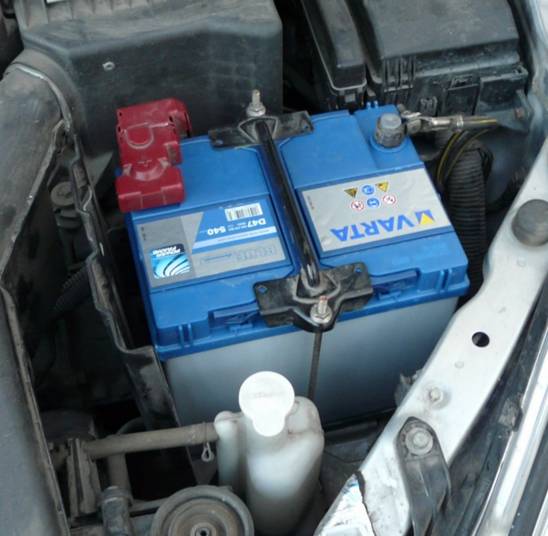 Снимать аккумулятор зимой?