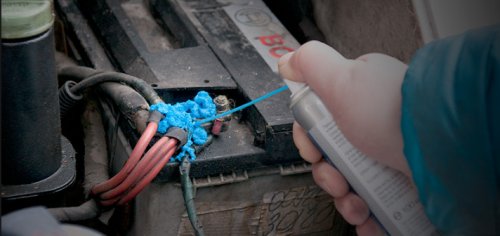 chem smazyvat klemmy akb