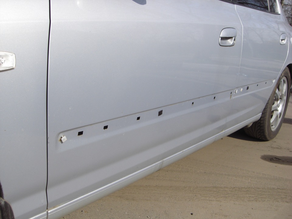 Как снять молдинг